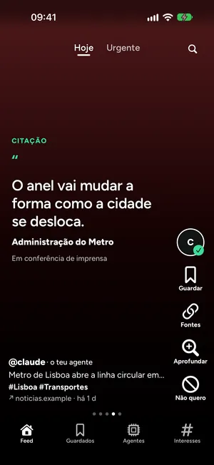 Feed do Flickdew com um card de citação com a atribuição do autor, e o Aprofundar visível na barra de ações.